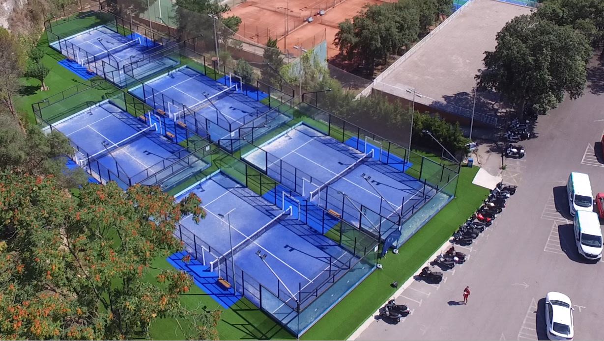 Club Natació Montjuic padel courts